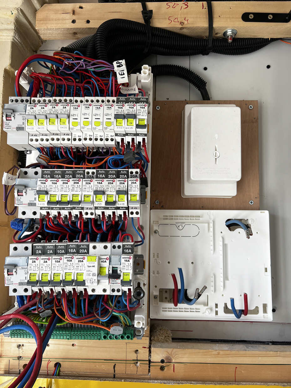 Électricité à Fontenay-sous-Bois par VBS Bâtiment
