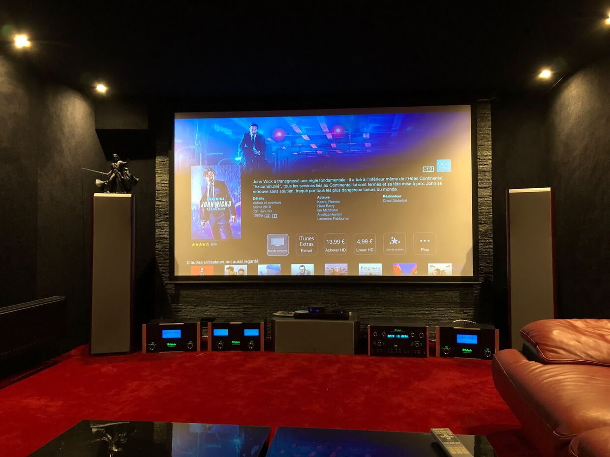 Salle home-cinéma aménagée — VBS Bâtiment à Fontenay-sous-Bois